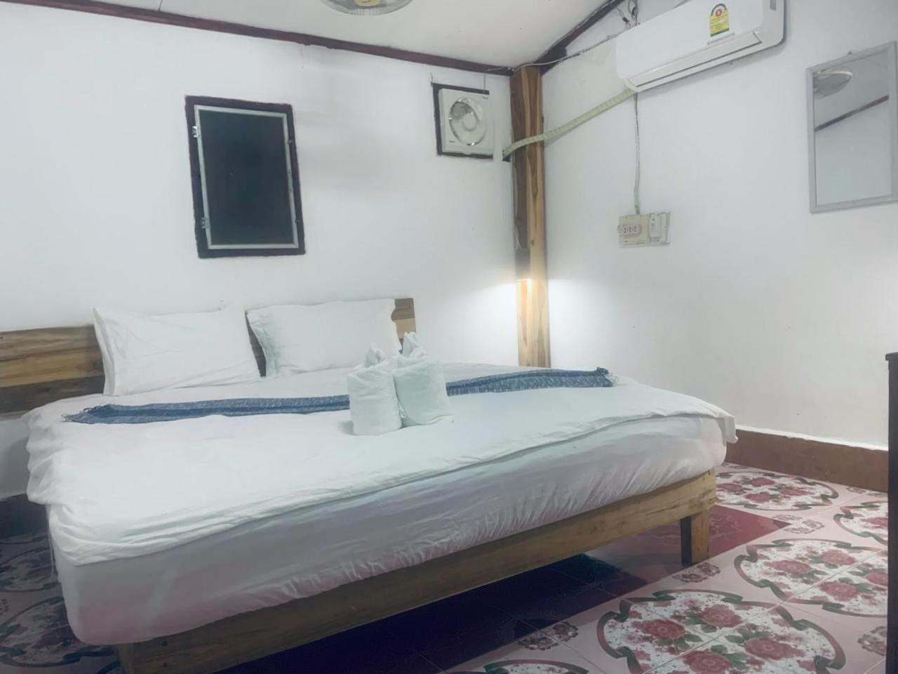 Amelie House Daire Luang Prabang Dış mekan fotoğraf